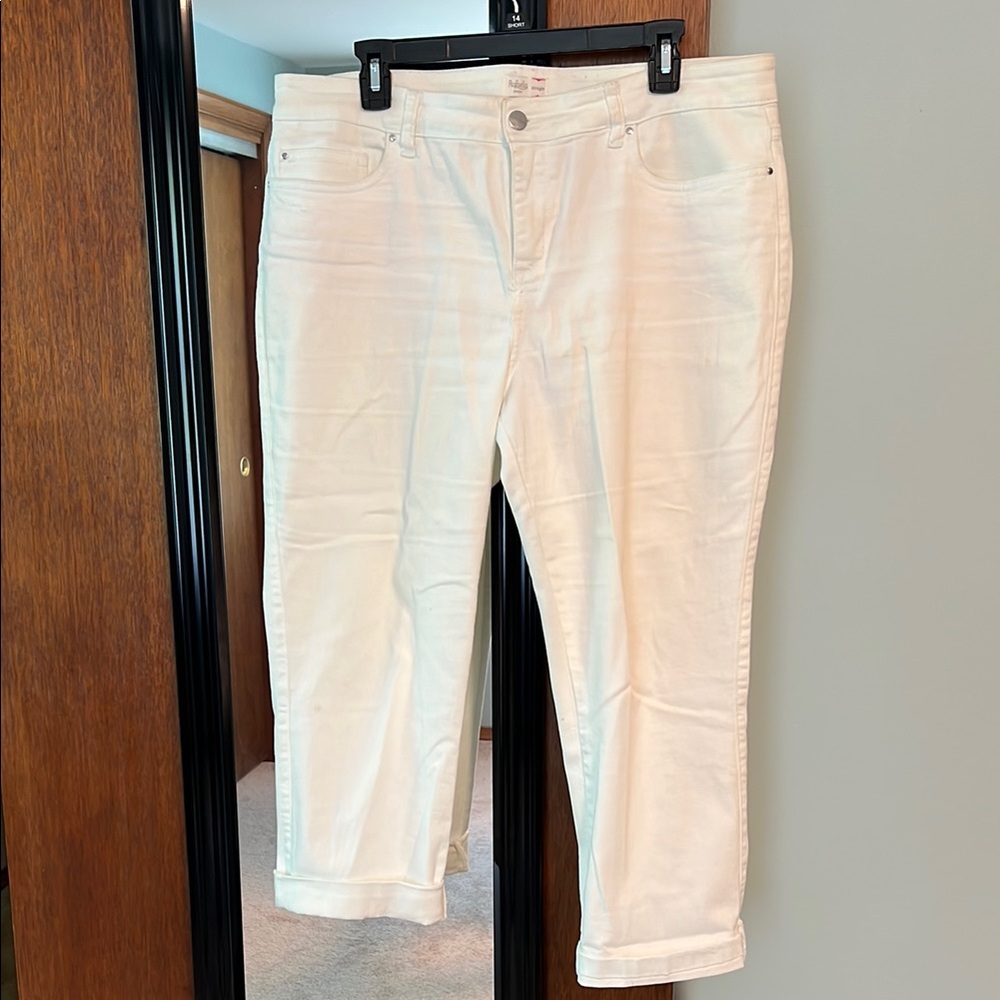Rafaella White Capri-length Cropped Jeans
